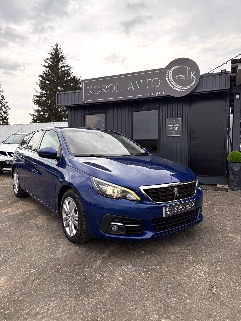 Peugeot 308 фото 3