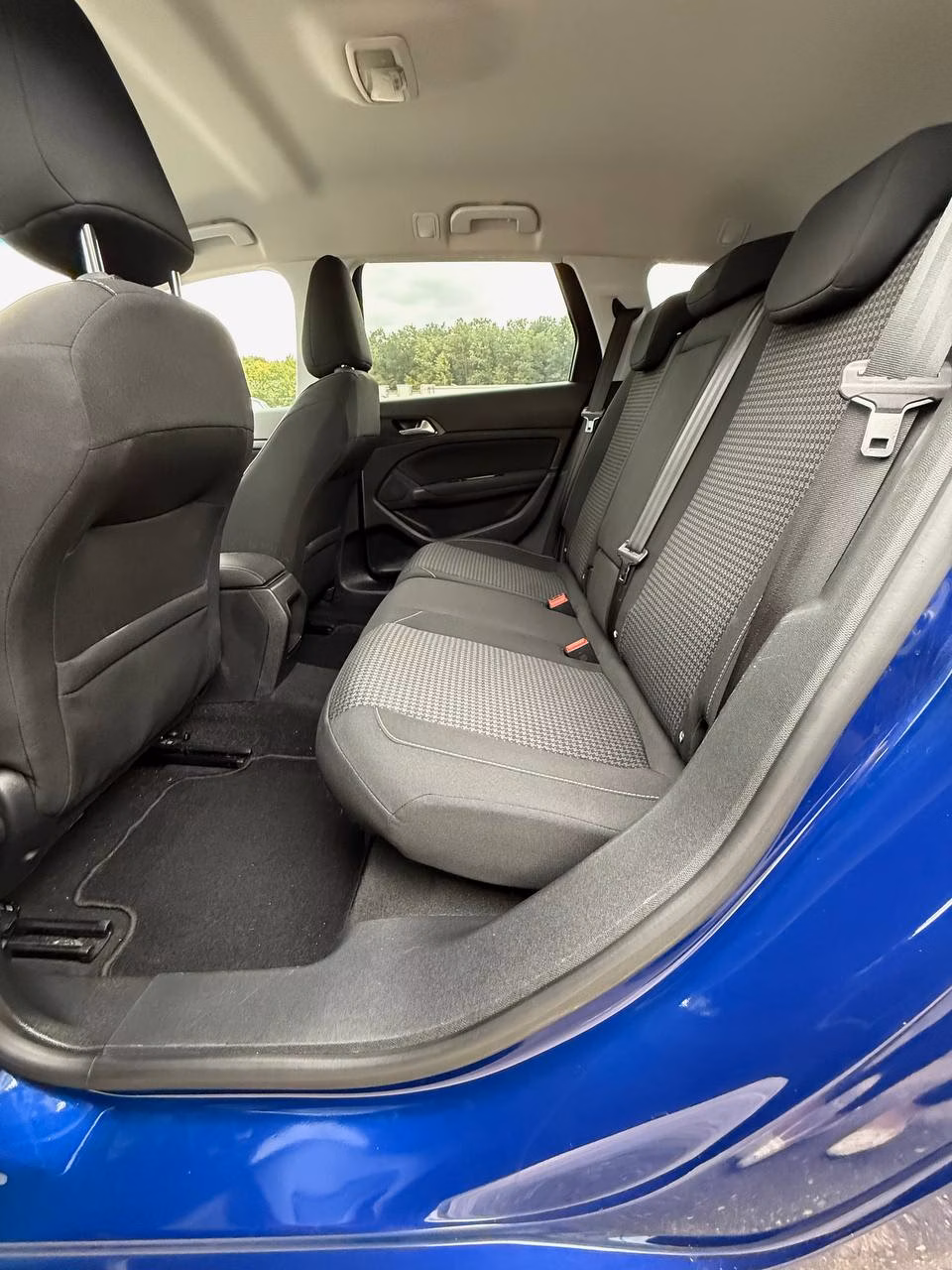 Peugeot 308 фото 13