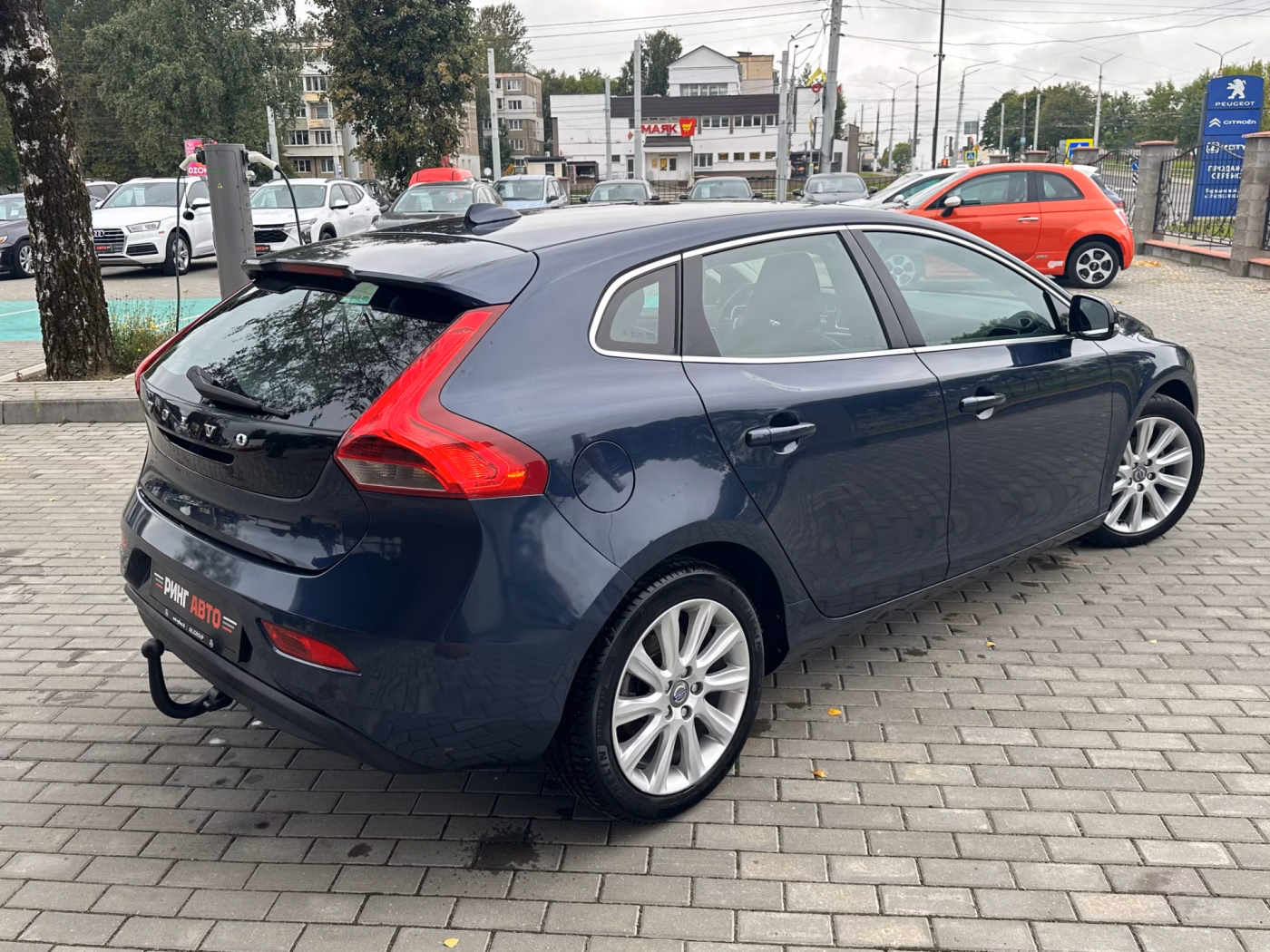 Volvo V40 фото 5