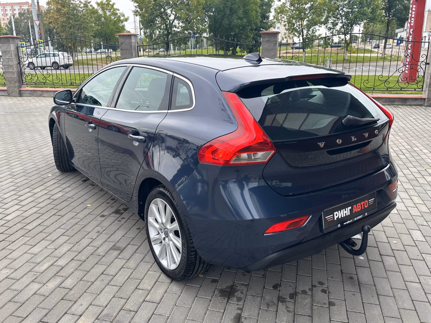 Volvo V40 фото 7