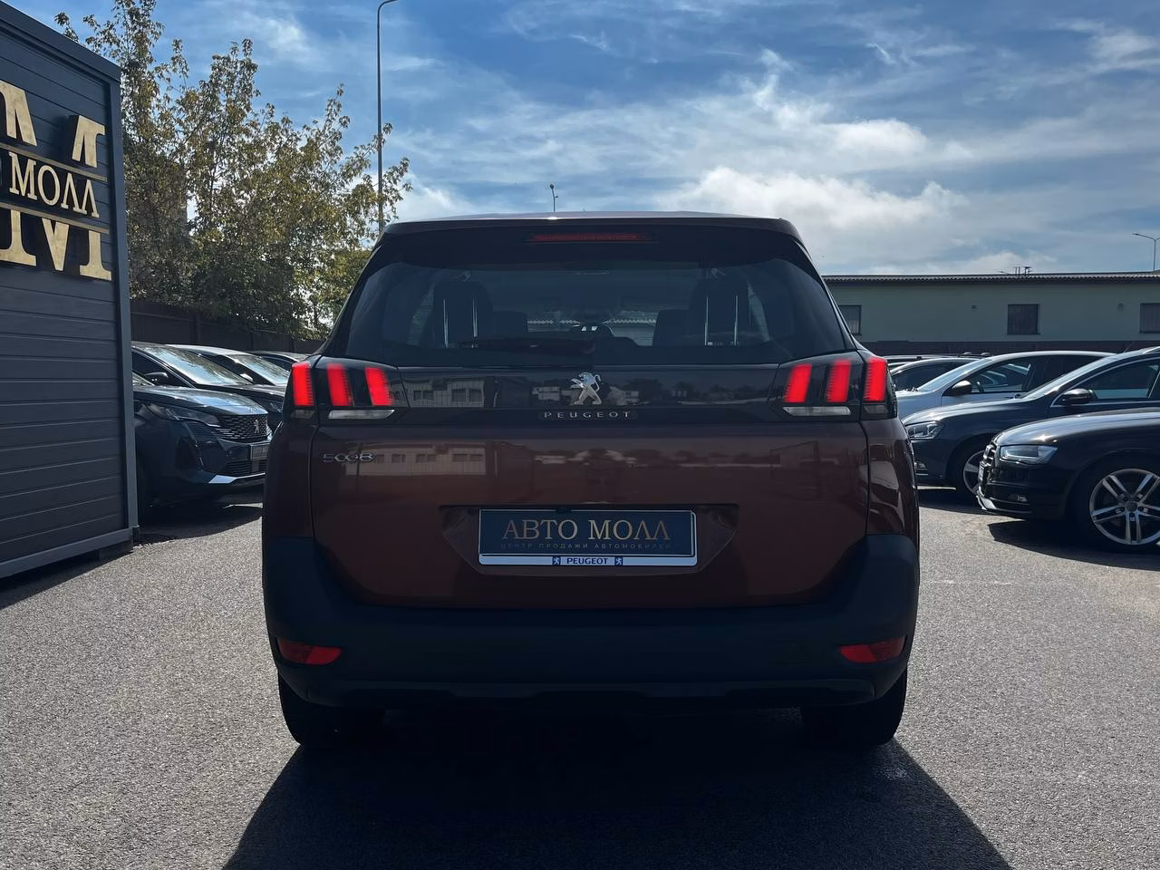 Peugeot 5008 фото 4