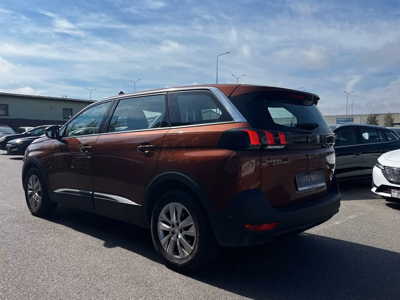 Peugeot 5008 фото 5