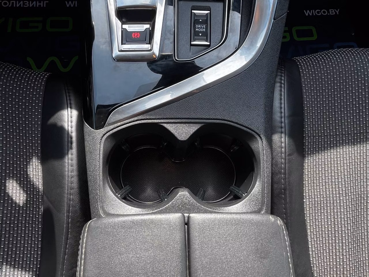 Peugeot 5008 фото 13