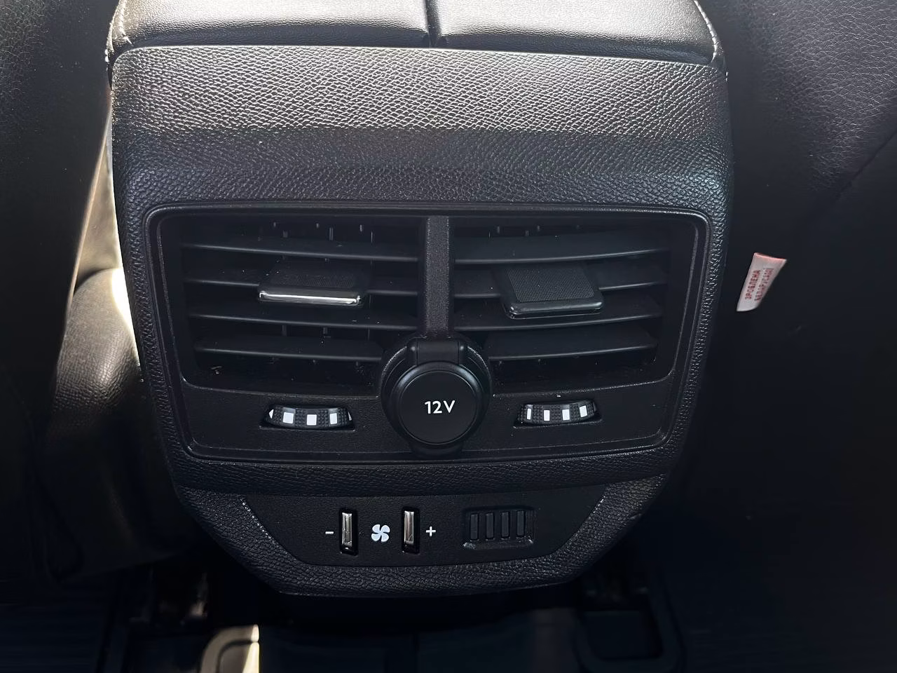 Peugeot 5008 фото 15
