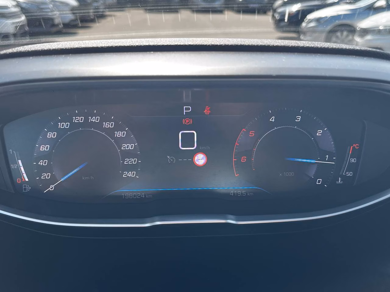 Peugeot 5008 фото 17