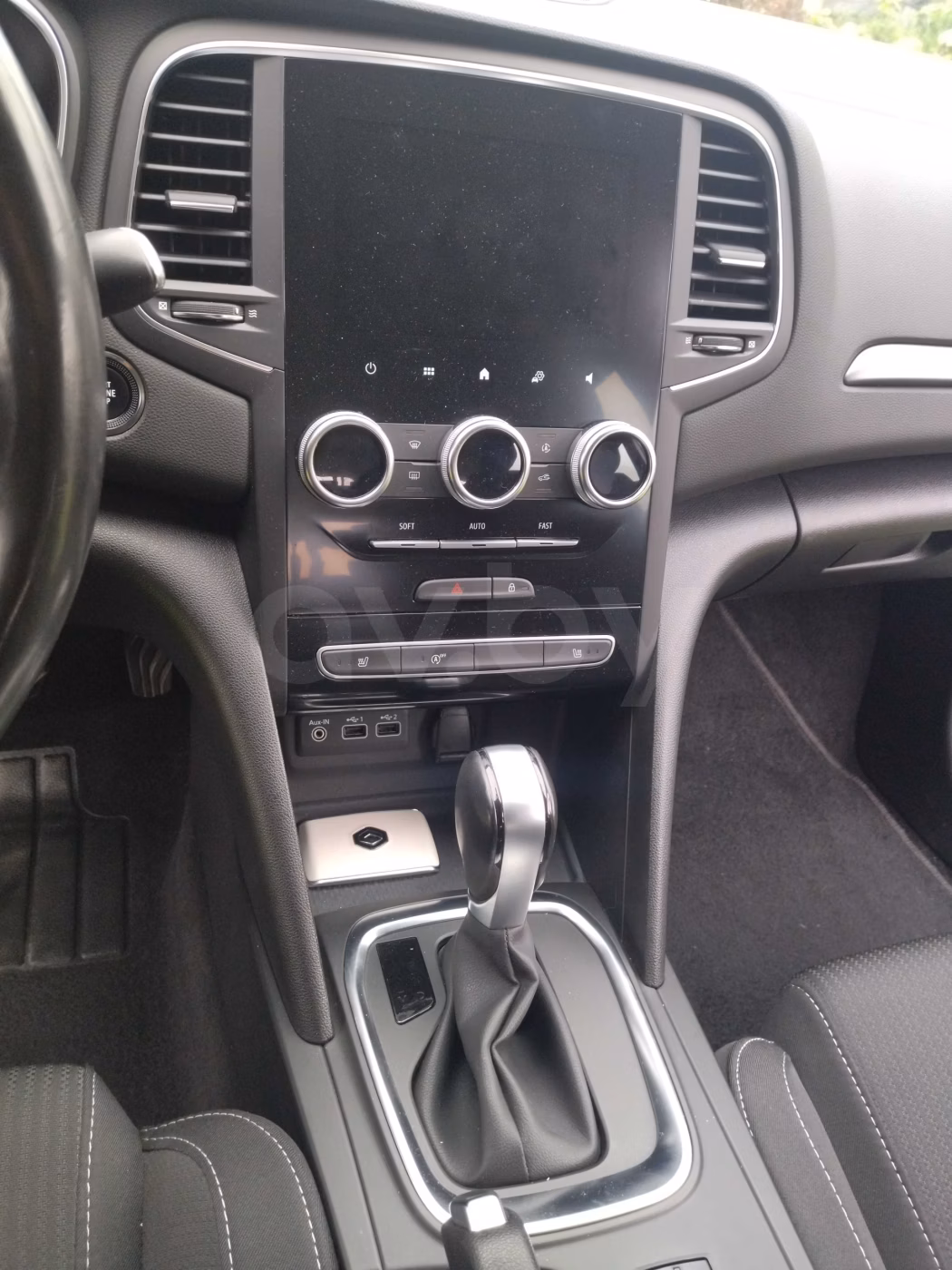 Renault Megane фото 11
