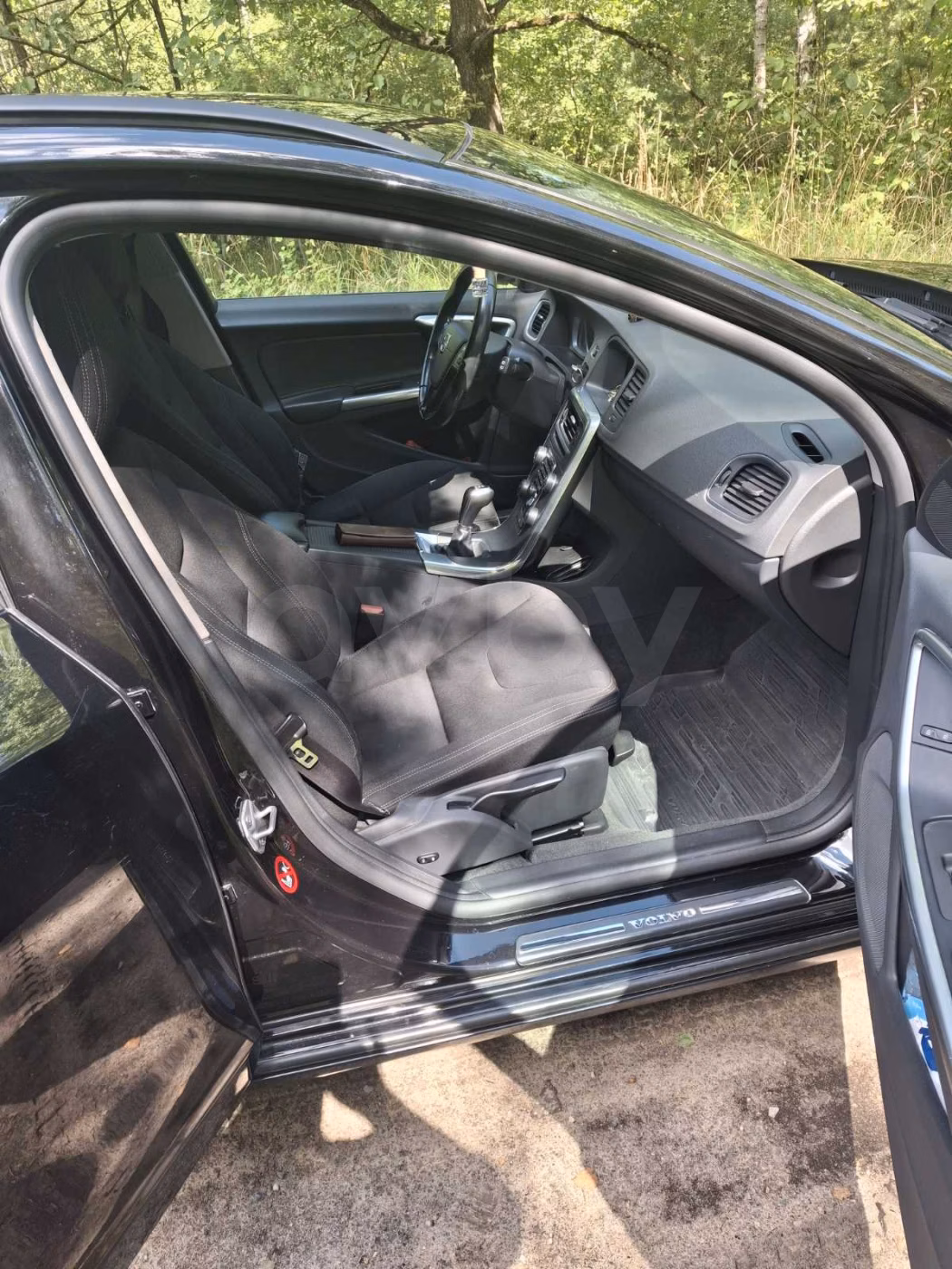 Volvo V60 фото 10