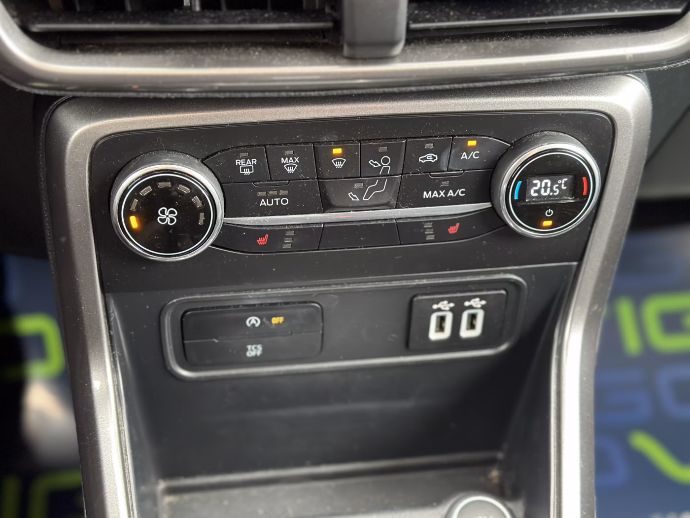 Ford EcoSport фото 18