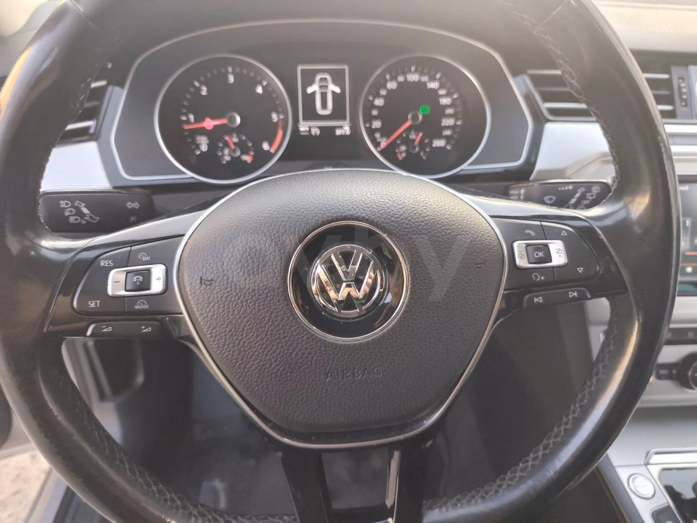 Volkswagen Passat фото 10