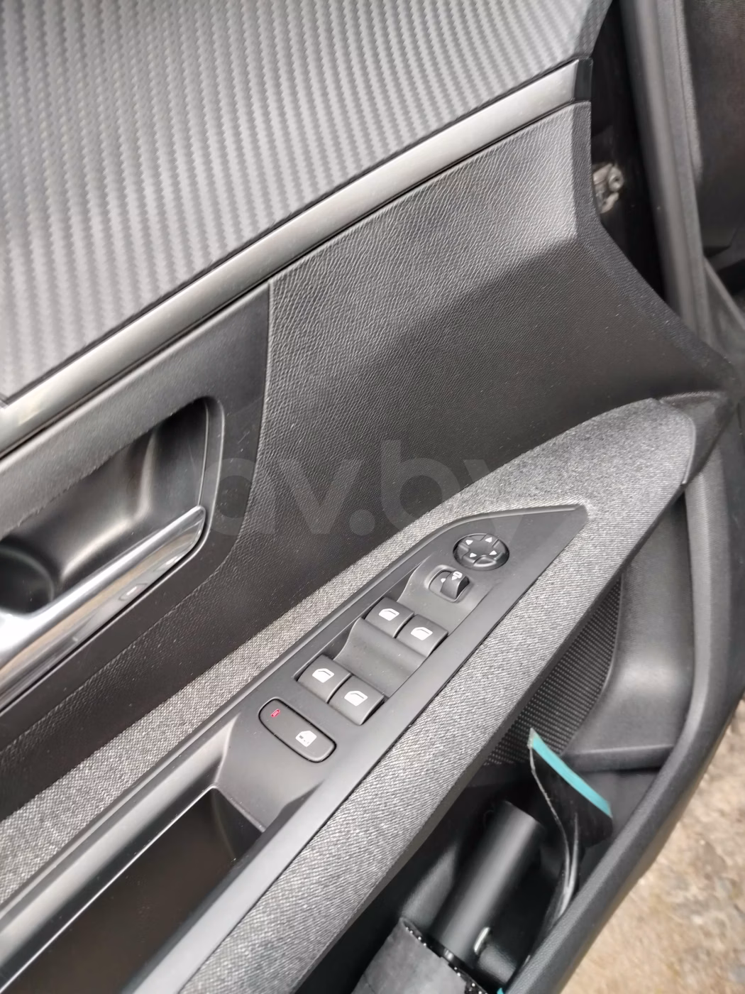 Peugeot 5008 фото 13