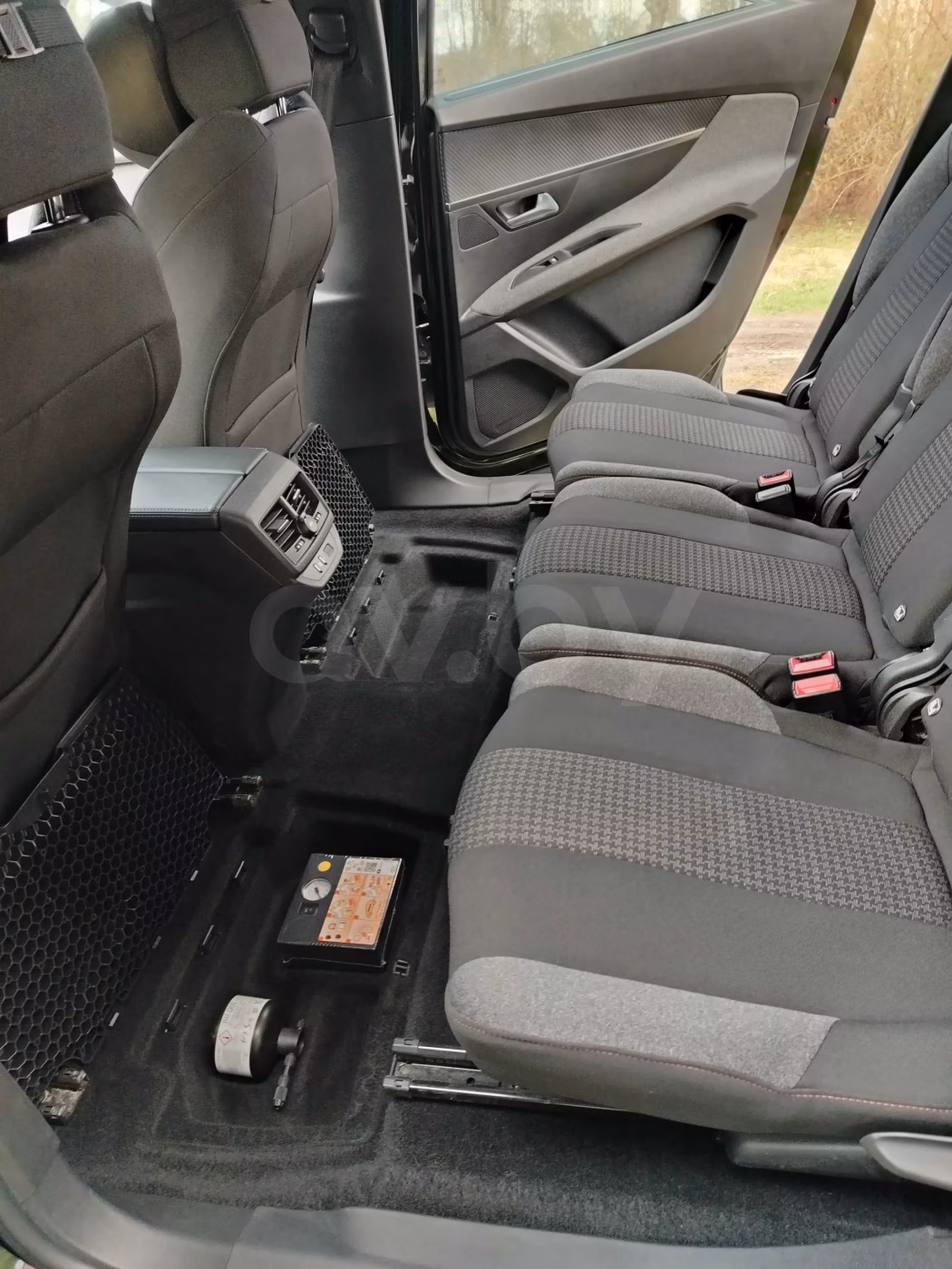 Peugeot 5008 фото 16