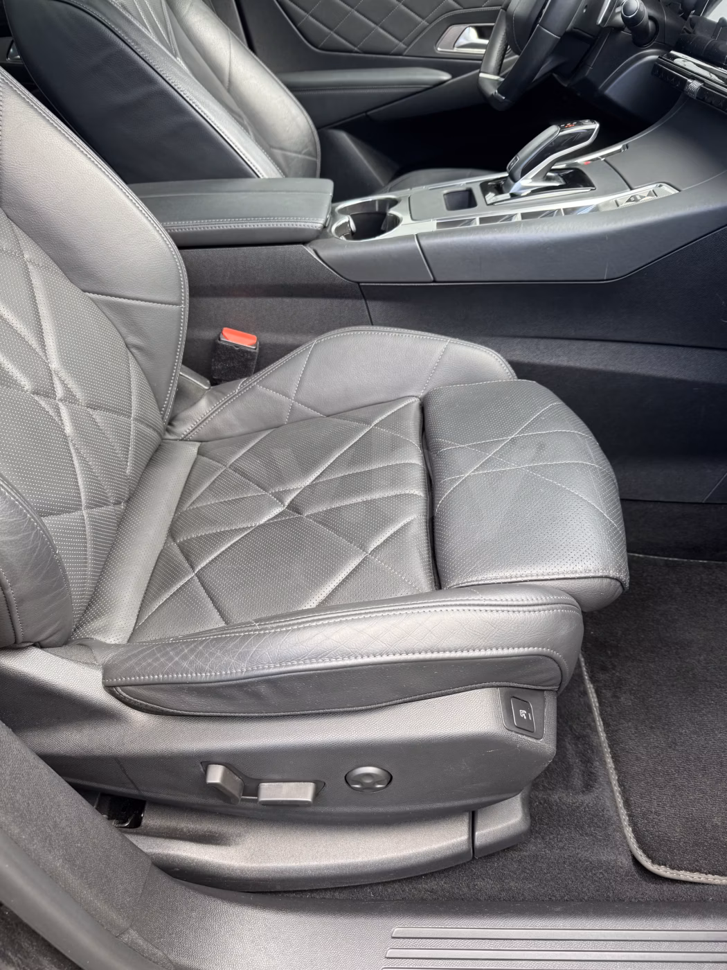 DS 7 Crossback фото 9