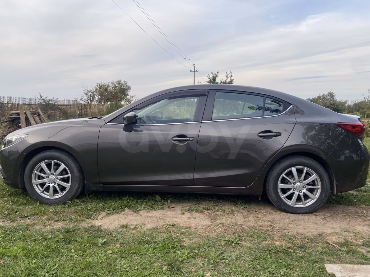 Mazda 3 фото 3