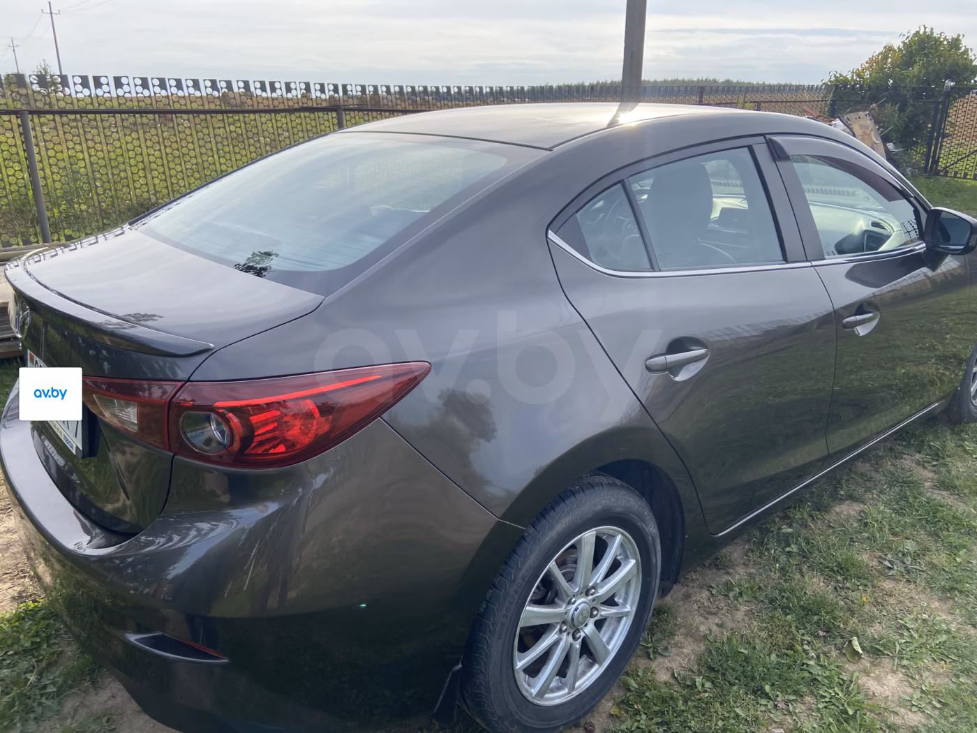 Mazda 3 фото 9