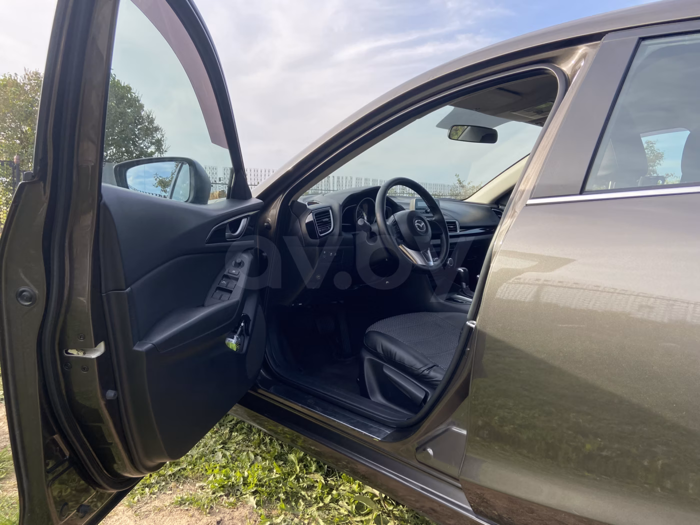 Mazda 3 фото 16