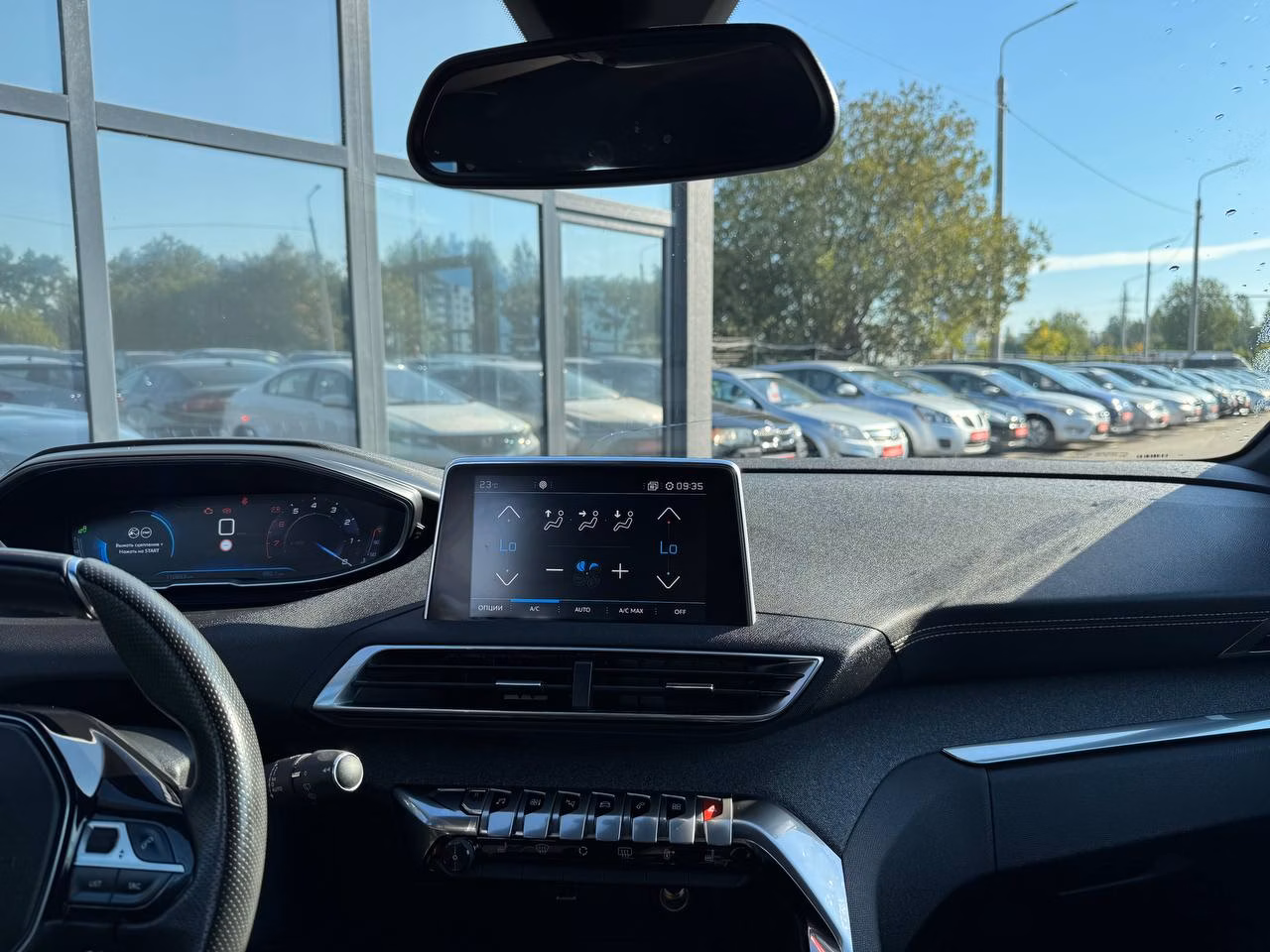 Peugeot 5008 фото 12