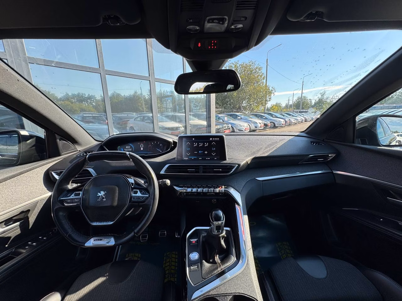 Peugeot 5008 фото 14