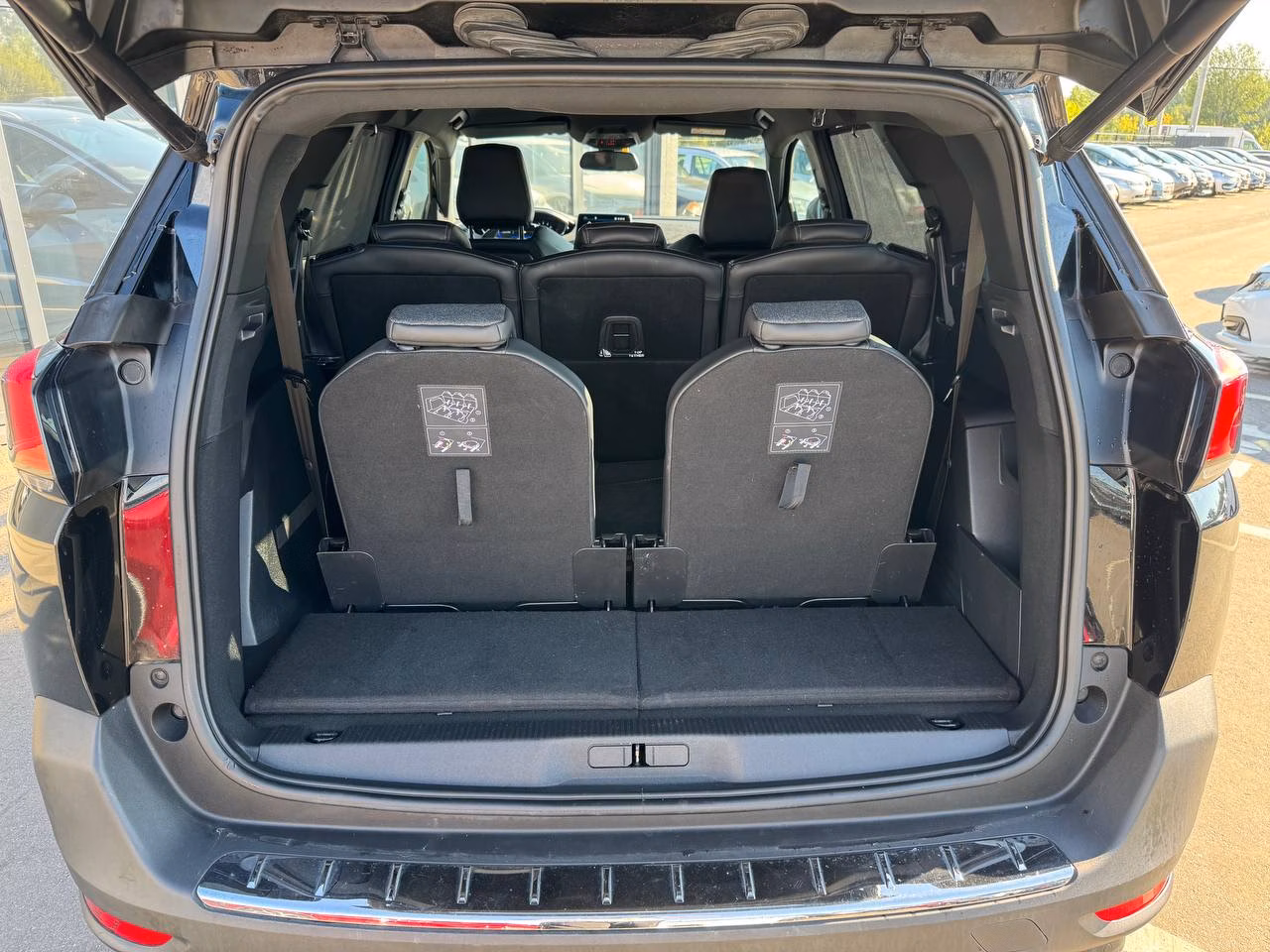 Peugeot 5008 фото 20