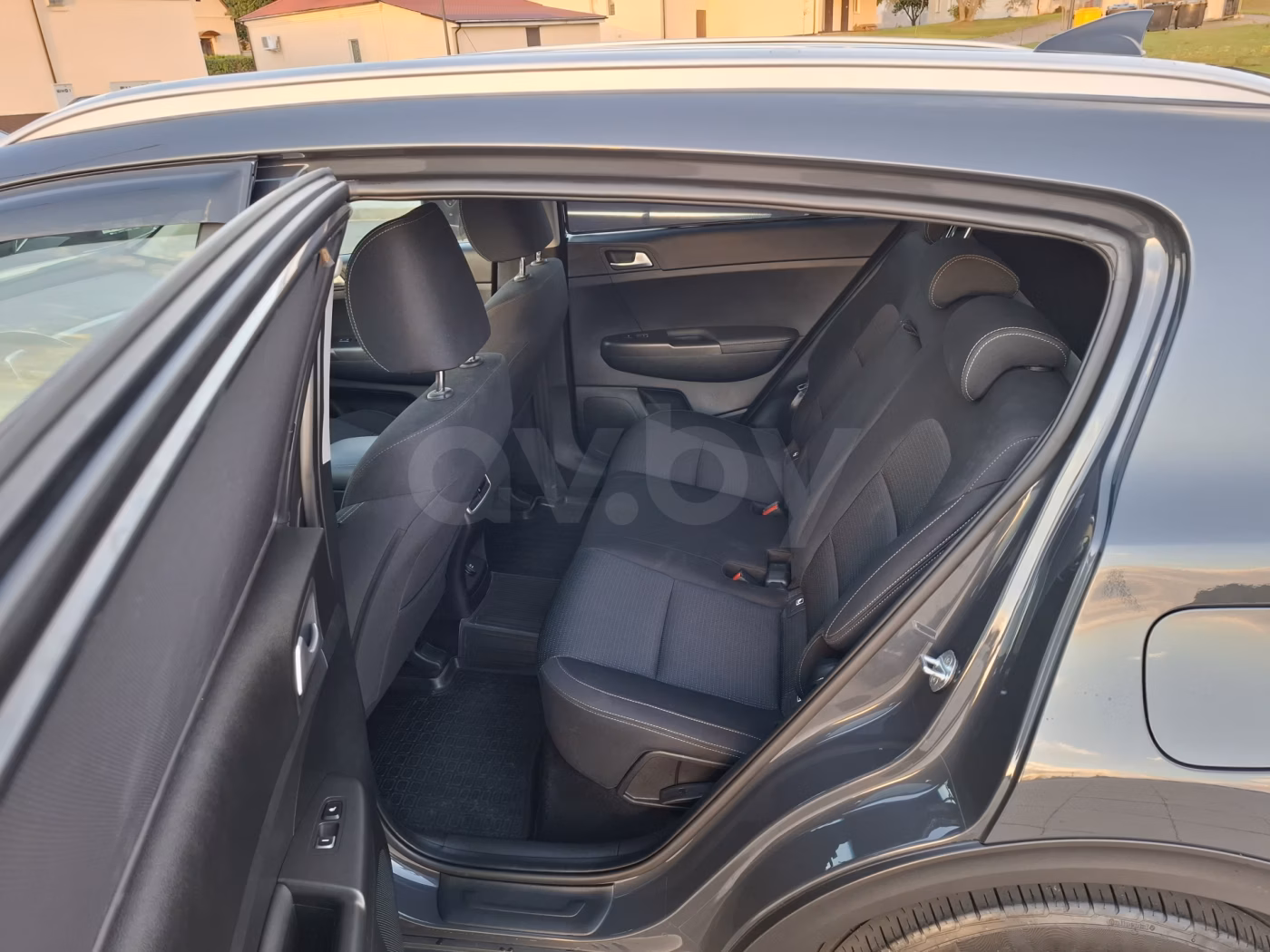 Kia Sportage фото 12