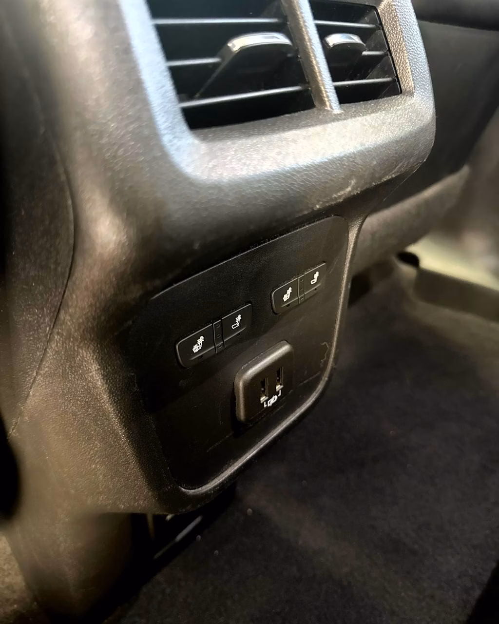 Chevrolet Equinox фото 16