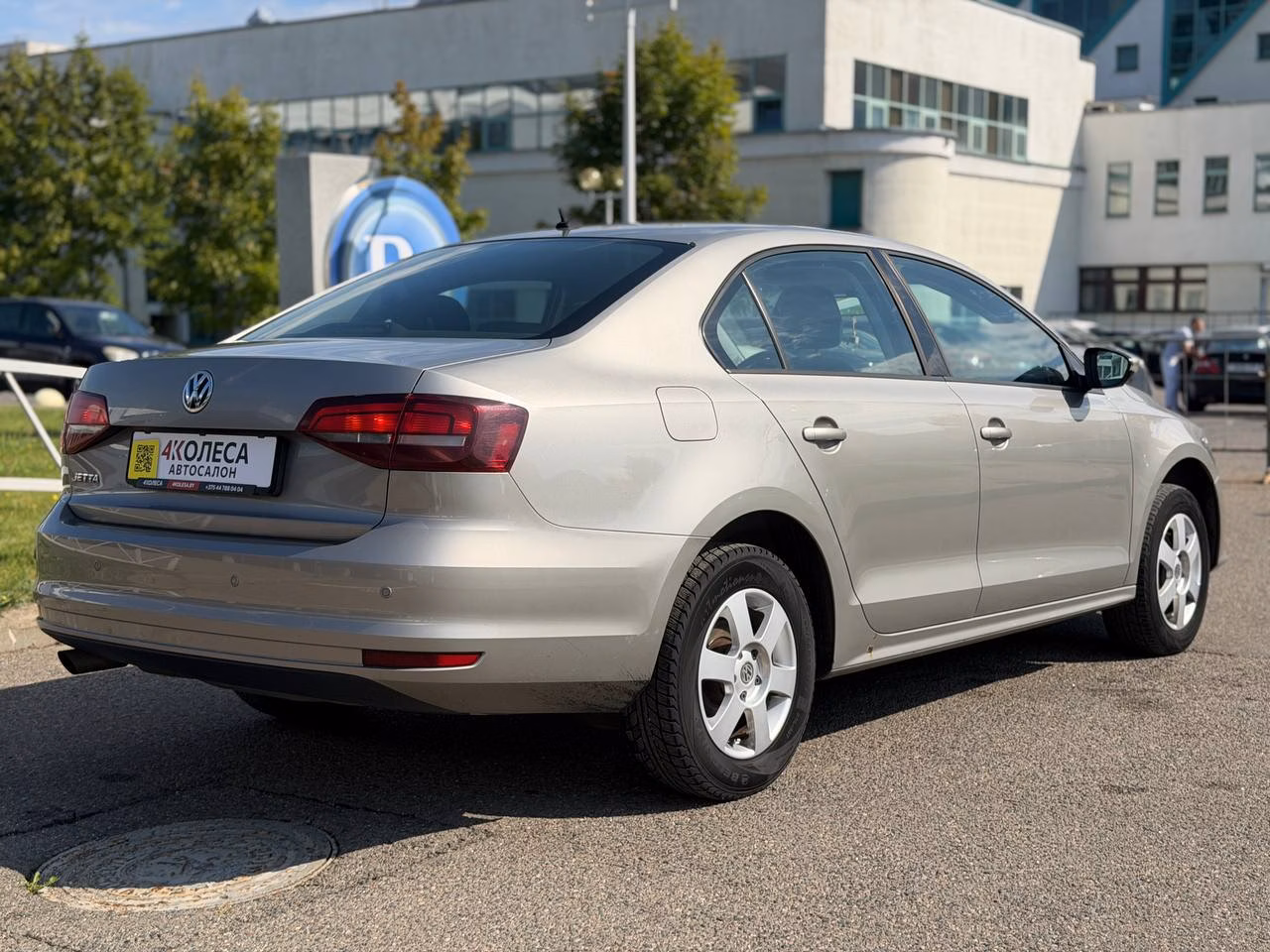 Volkswagen Jetta фото 4