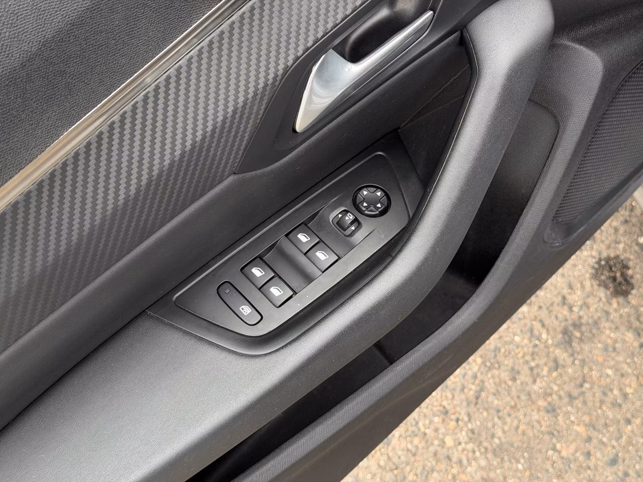 Peugeot 508 фото 13