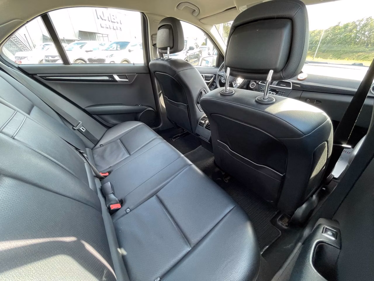 Mercedes-Benz C-Класс фото 11