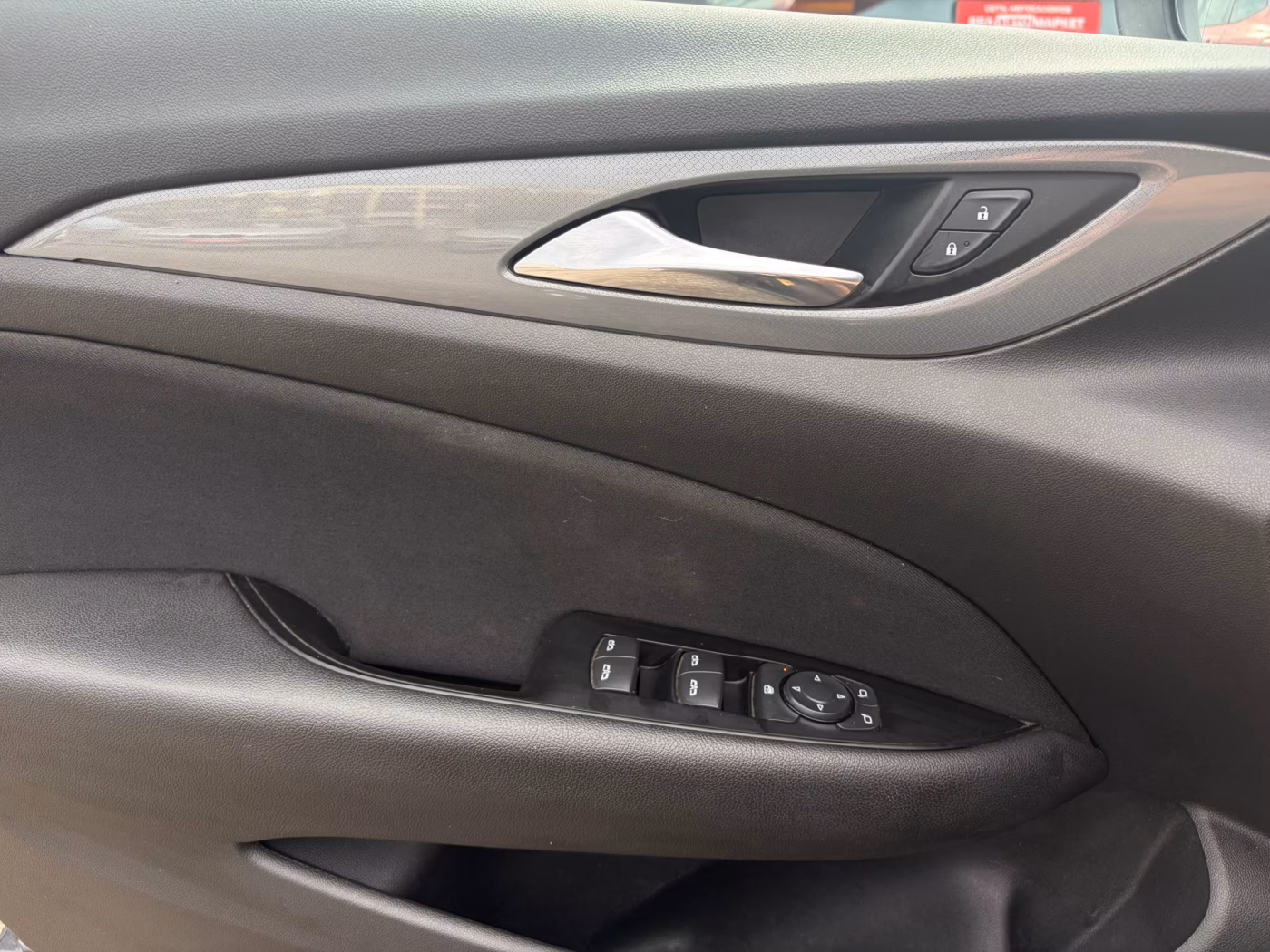 Opel Insignia фото 15