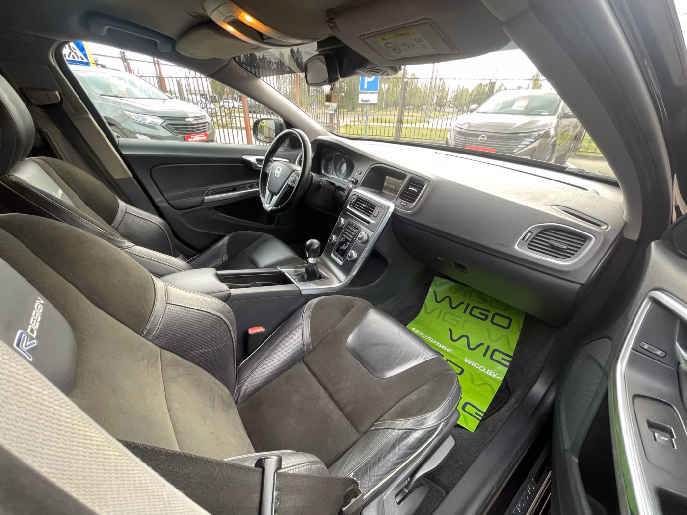 Volvo V60 фото 17