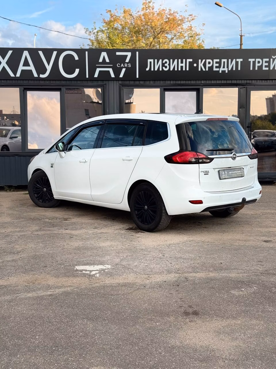 Opel Zafira фото 5