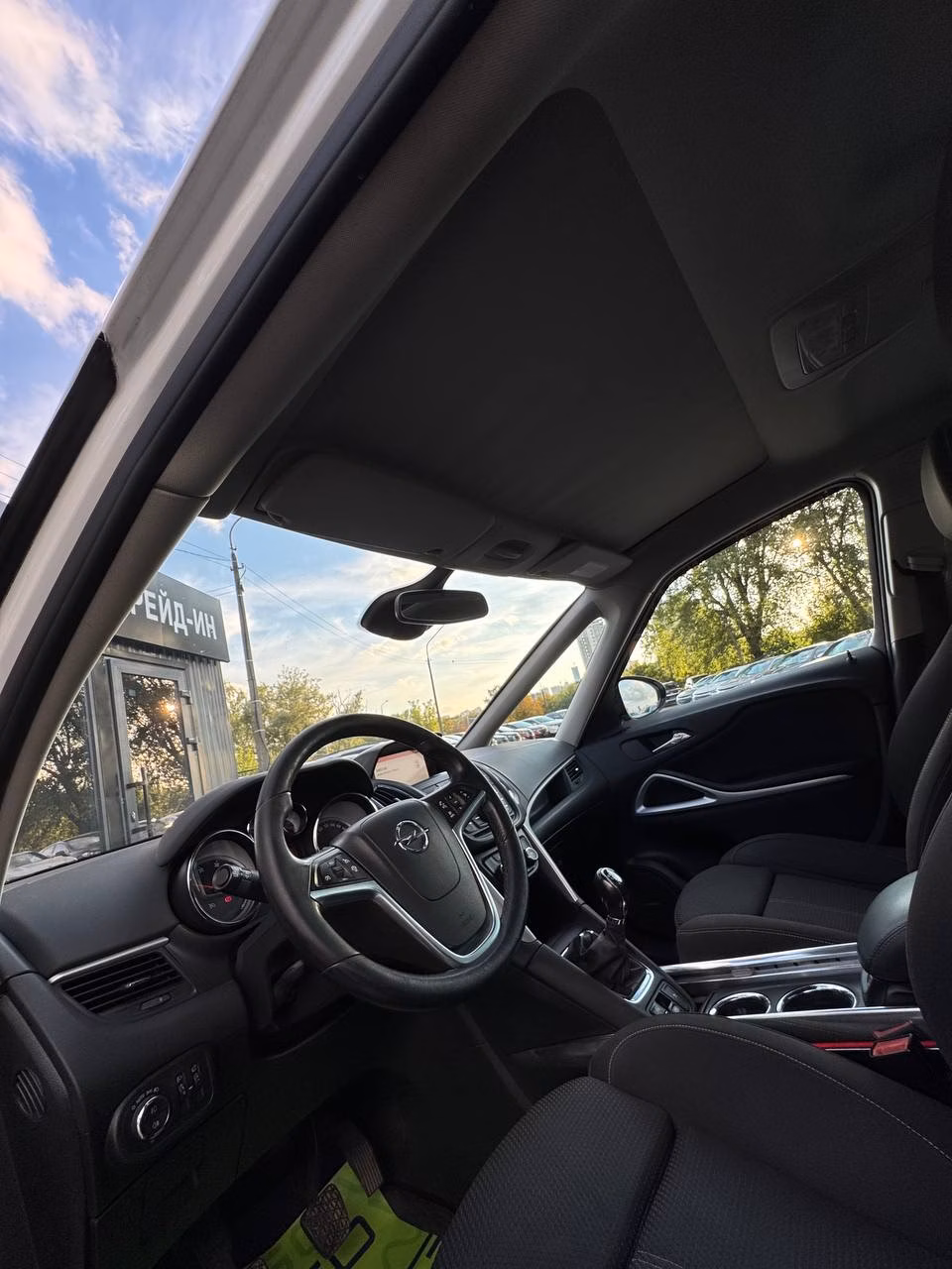 Opel Zafira фото 17