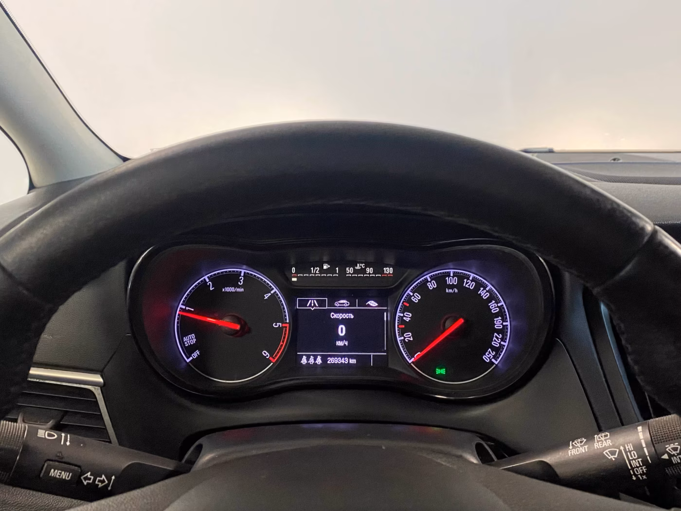Opel Zafira фото 8