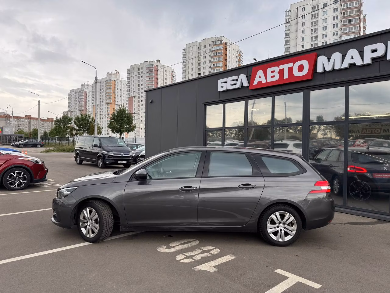 Peugeot 308 фото 8