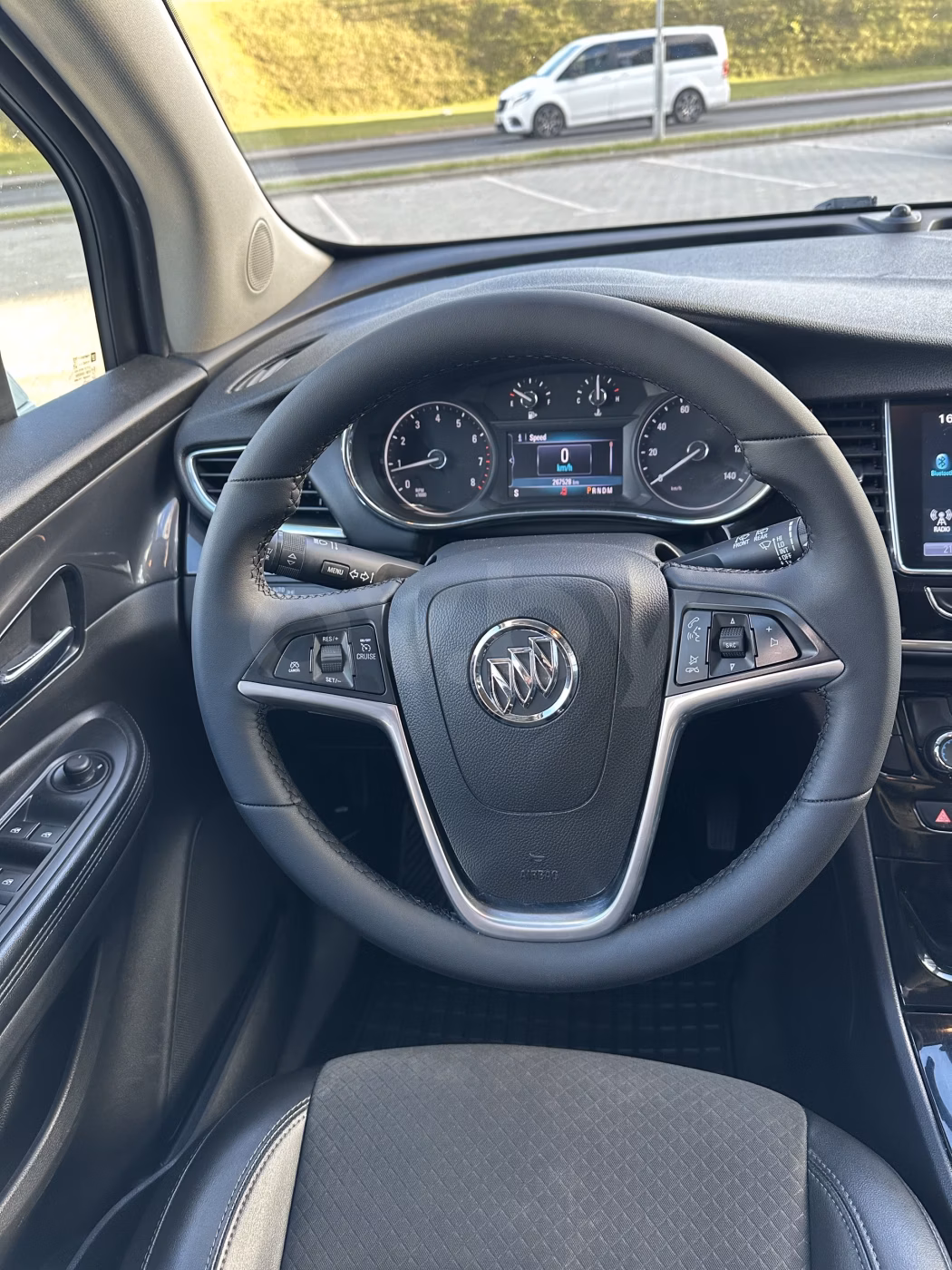 Buick Encore фото 10