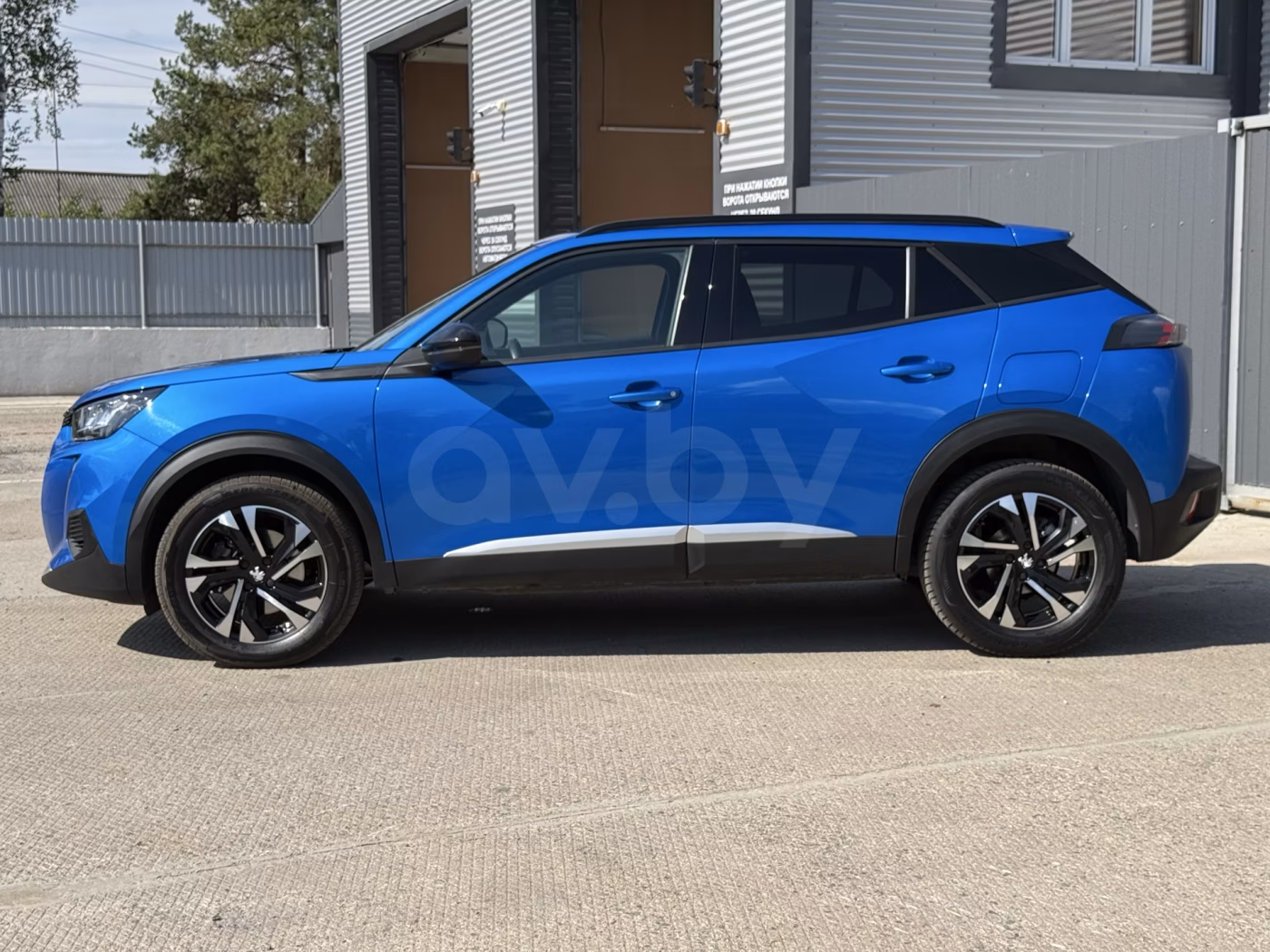 Peugeot 2008 фото 6