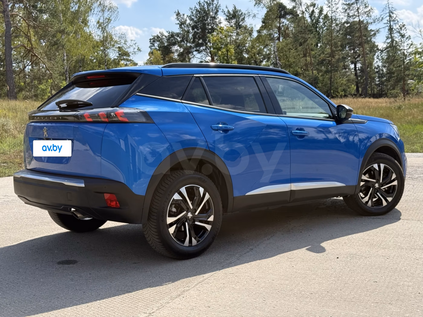 Peugeot 2008 фото 10