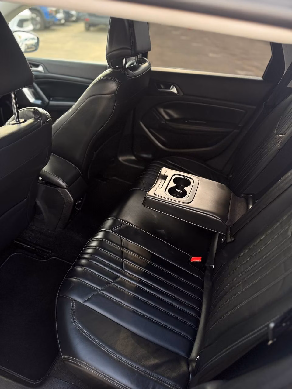 Peugeot 308 фото 18