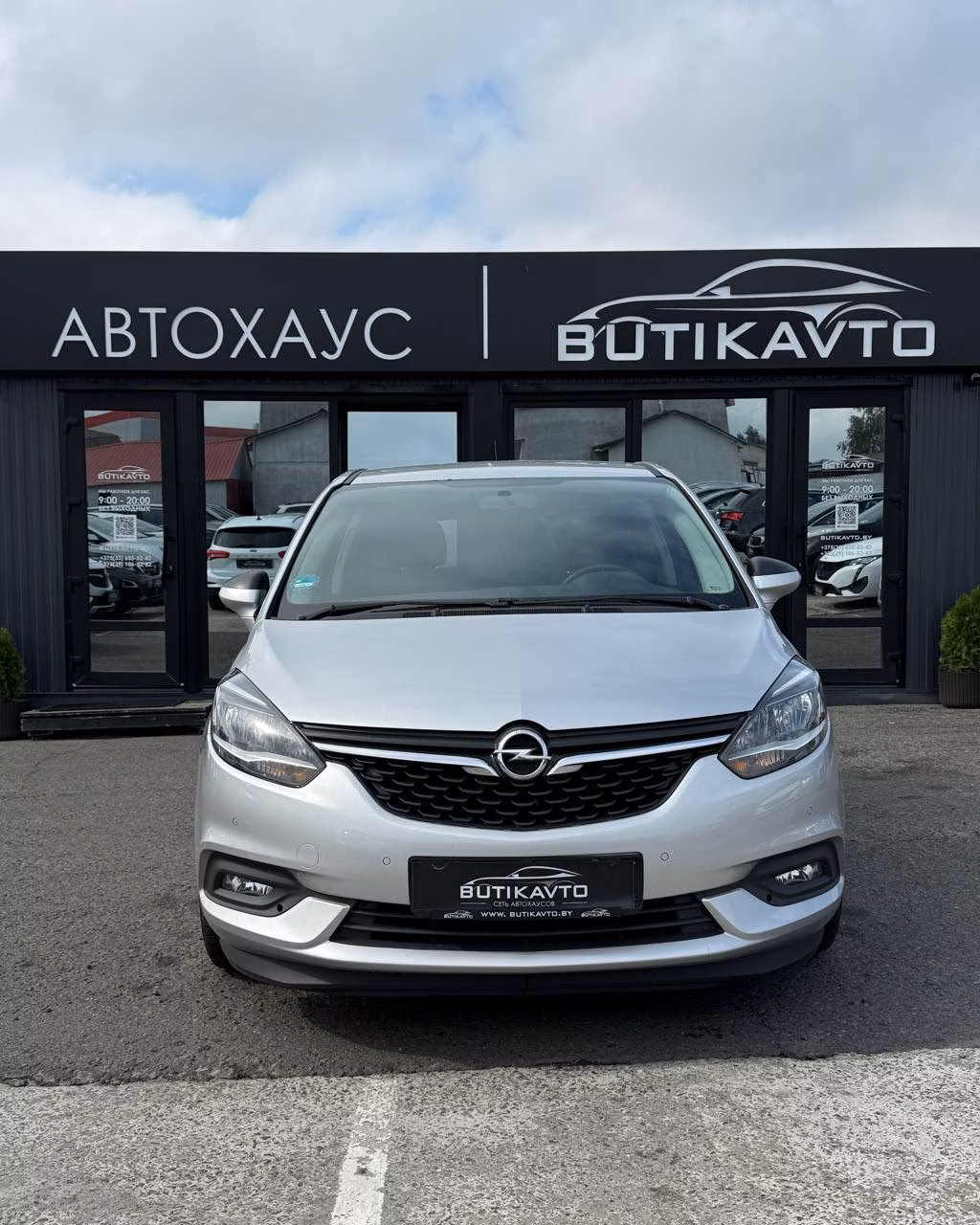 Opel Zafira фото 2