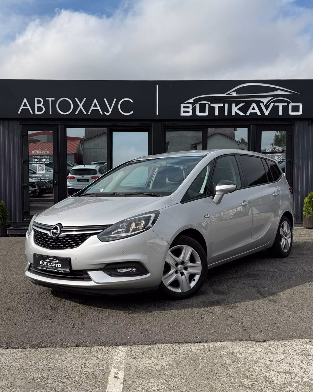 Opel Zafira фото 3