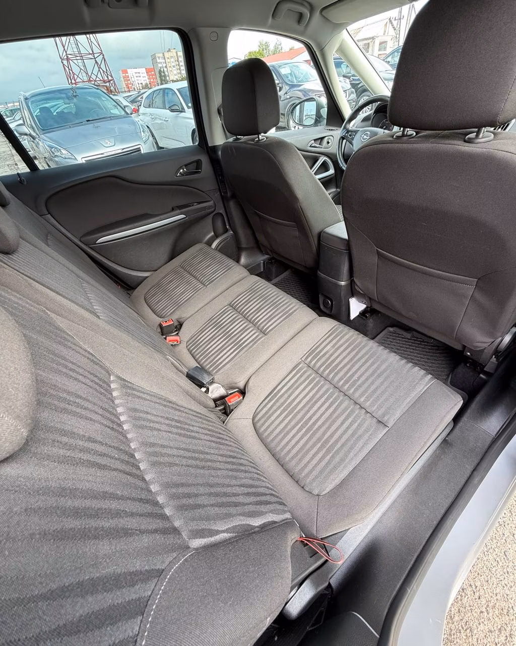 Opel Zafira фото 13