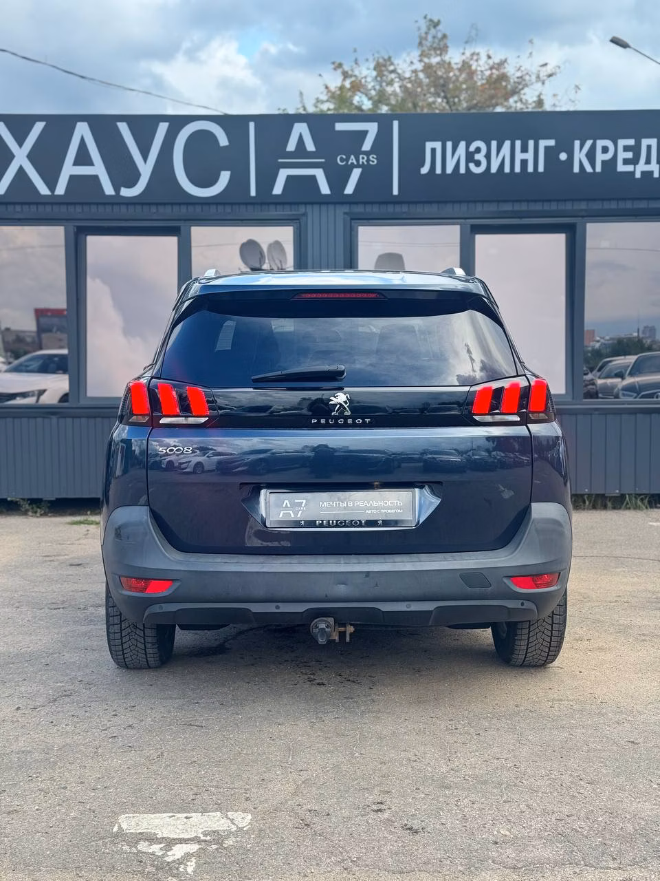 Peugeot 5008 фото 6