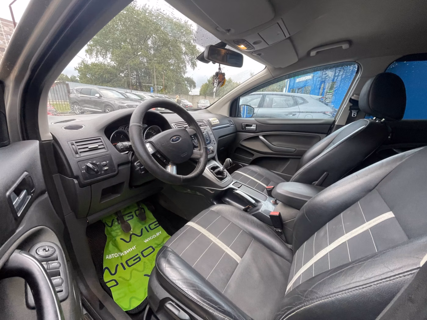 Ford Kuga фото 10