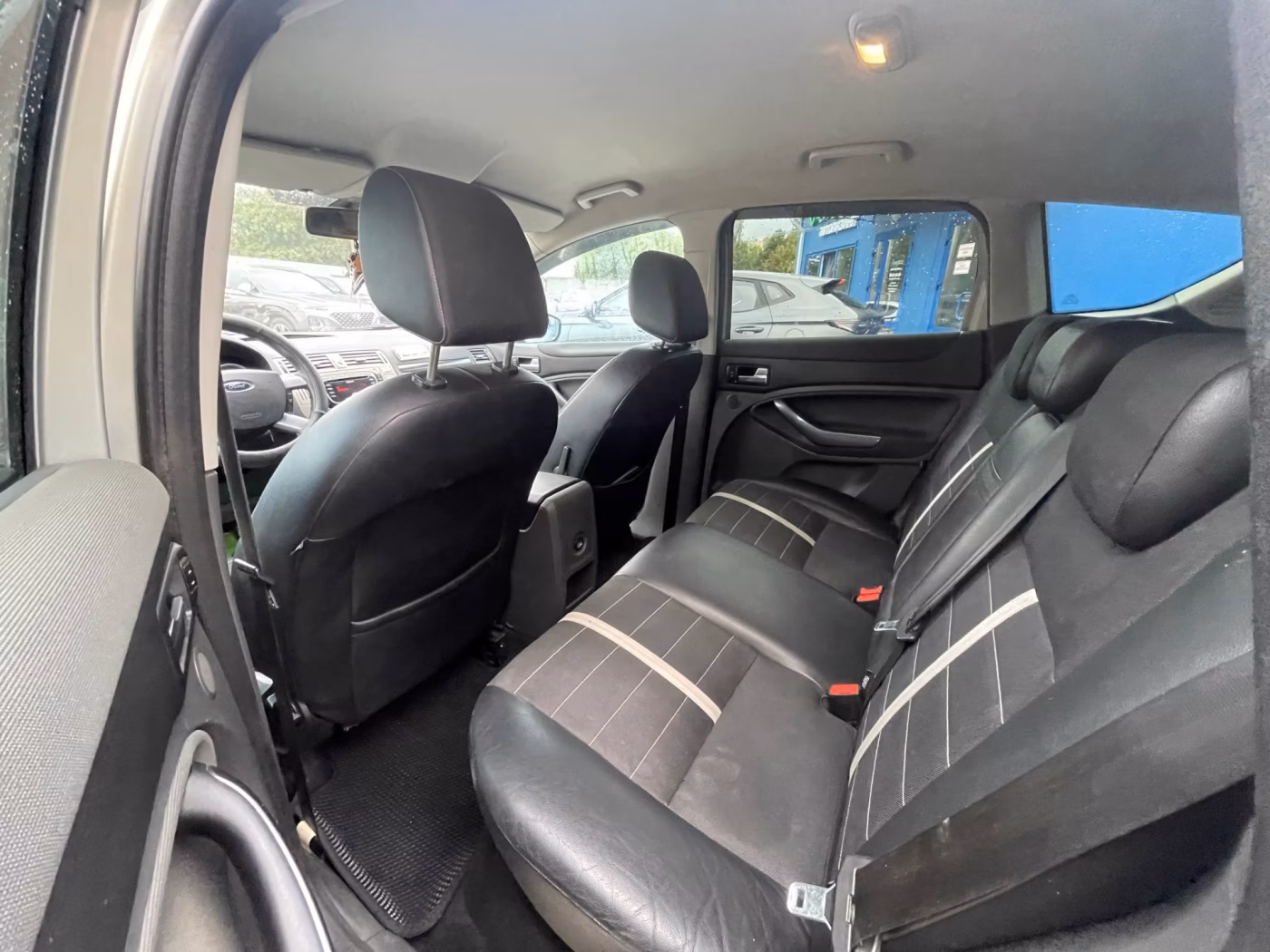 Ford Kuga фото 15