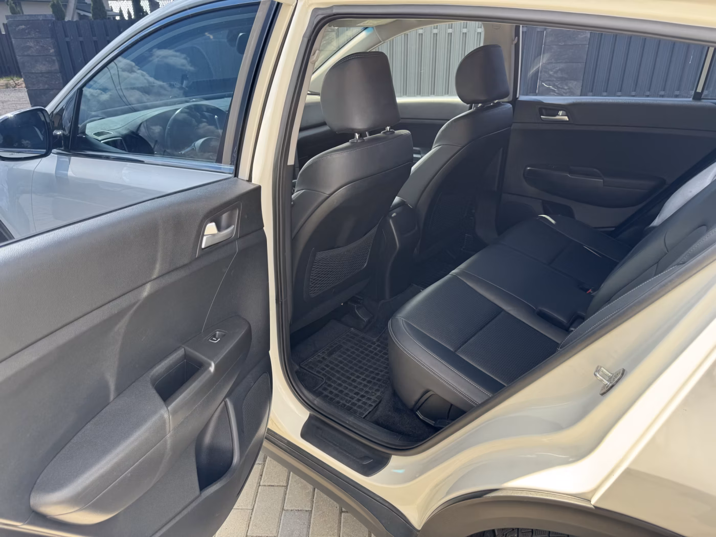 Kia Sportage фото 19