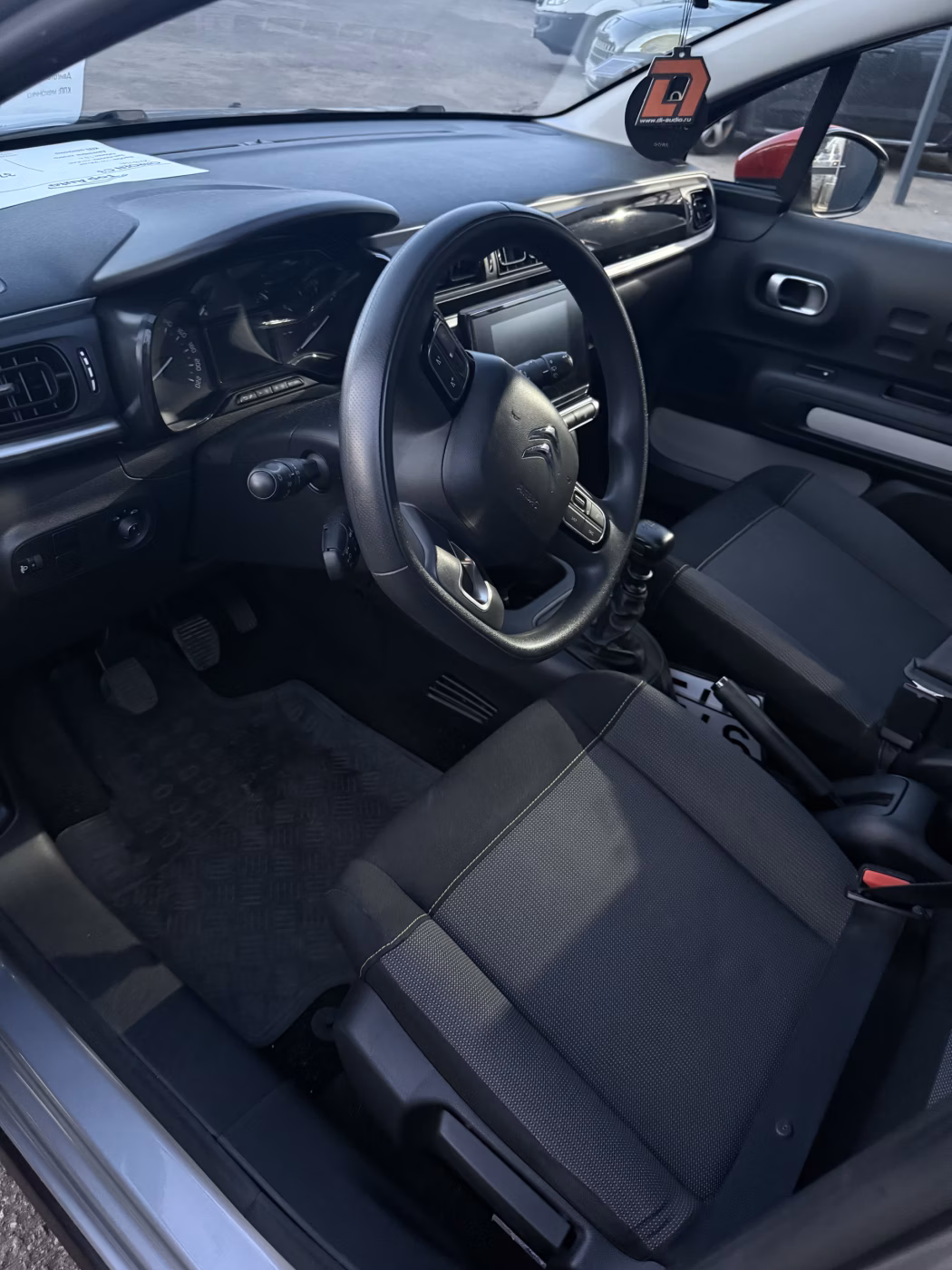 Citroen C3 фото 7