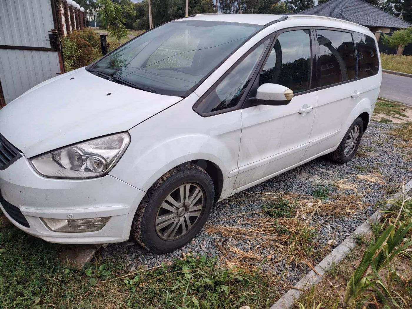 Ford Galaxy фото 2