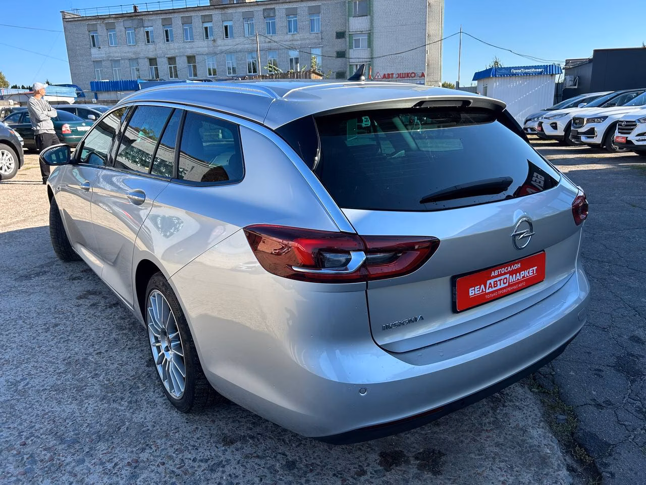Opel Insignia фото 7