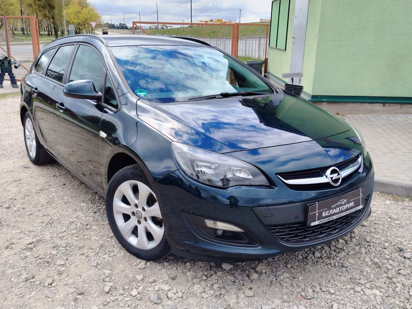 Opel Astra фото 2