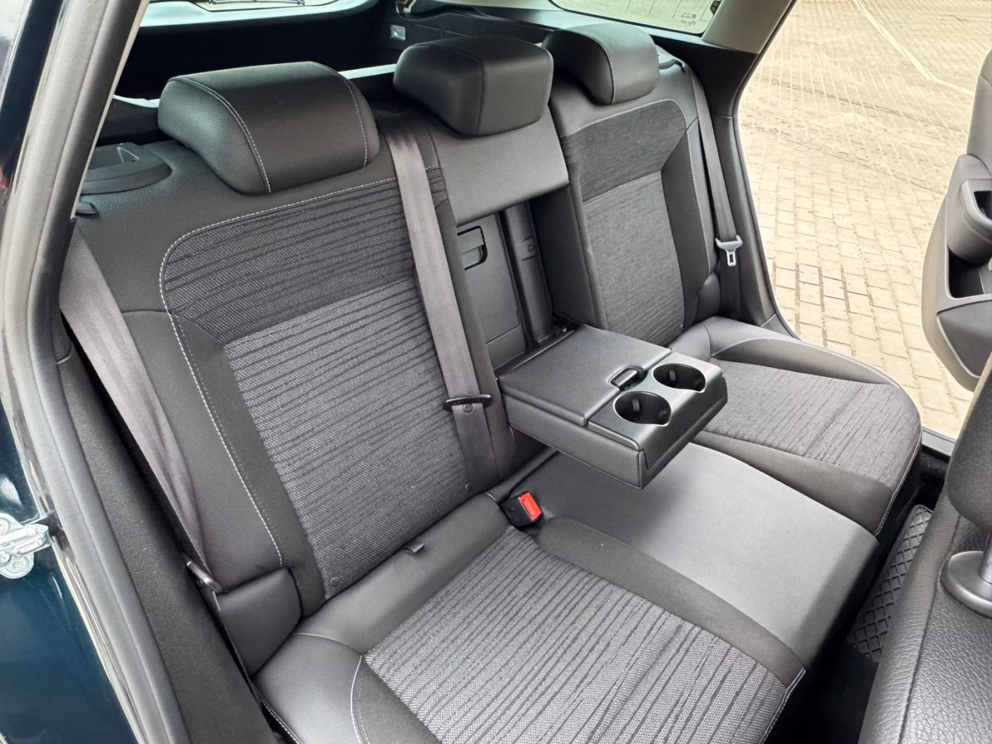 Opel Astra фото 11