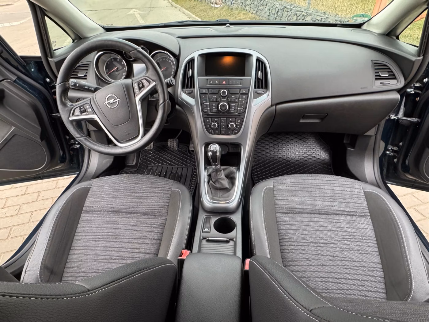 Opel Astra фото 17